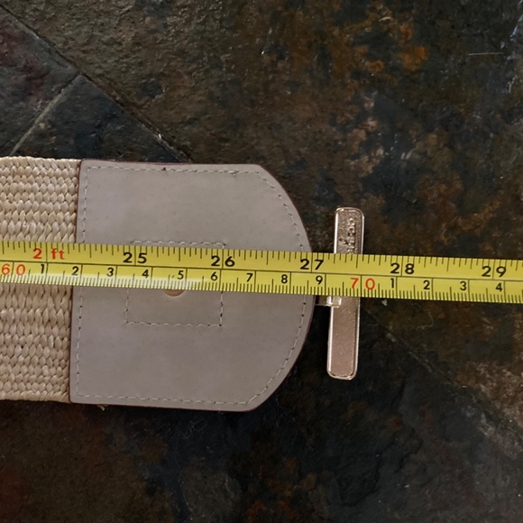 NWOT Vince Camuto Circle and Bar Stretch Raffia Belt Sz S/M - Picture 5 of 6